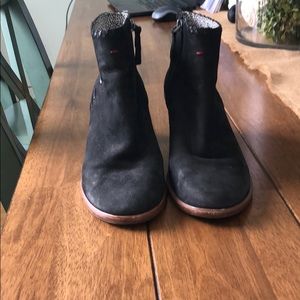 Ellen Degeneres bootie black leather size 7.5